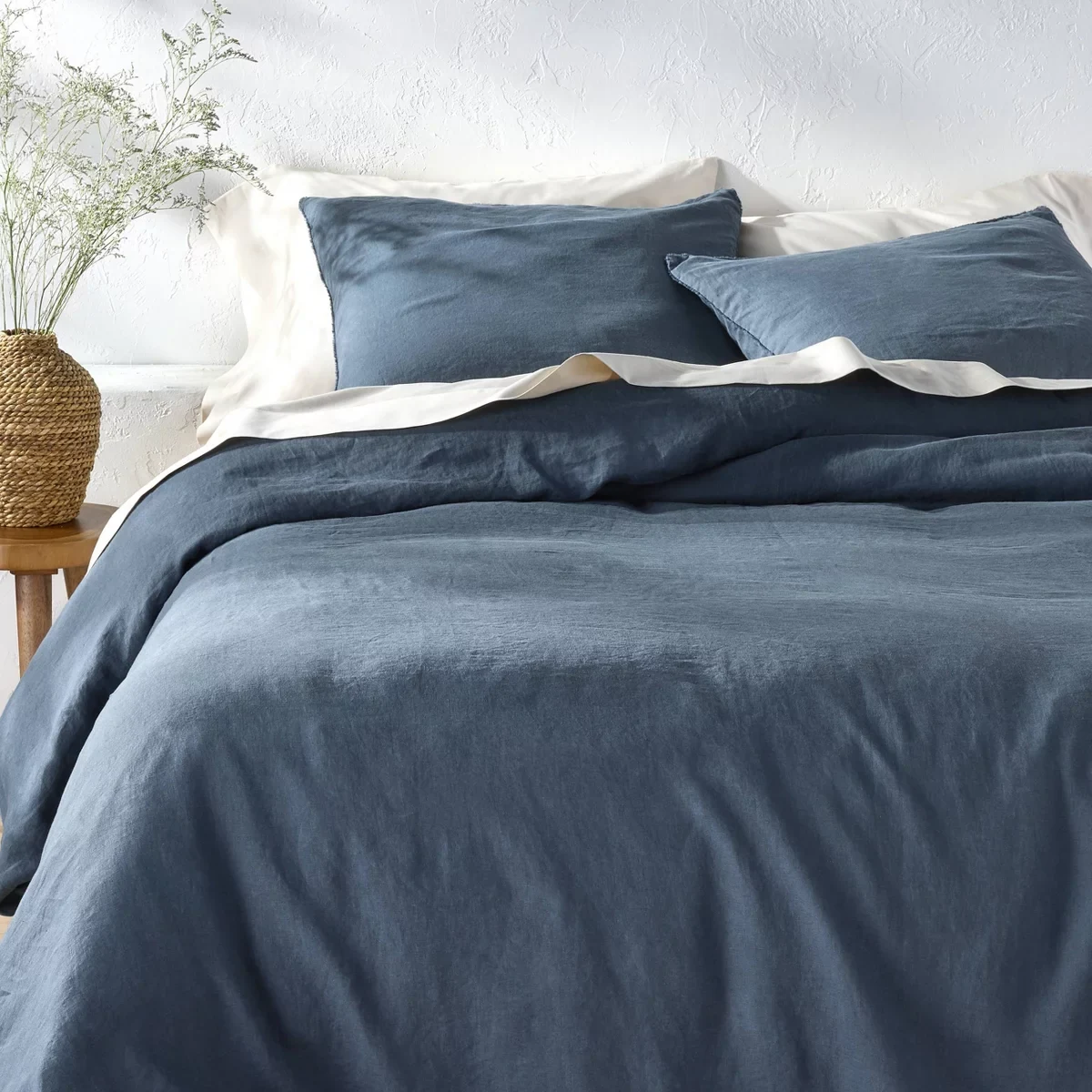 Casaluna Linen Duvet Cover Set — Queen