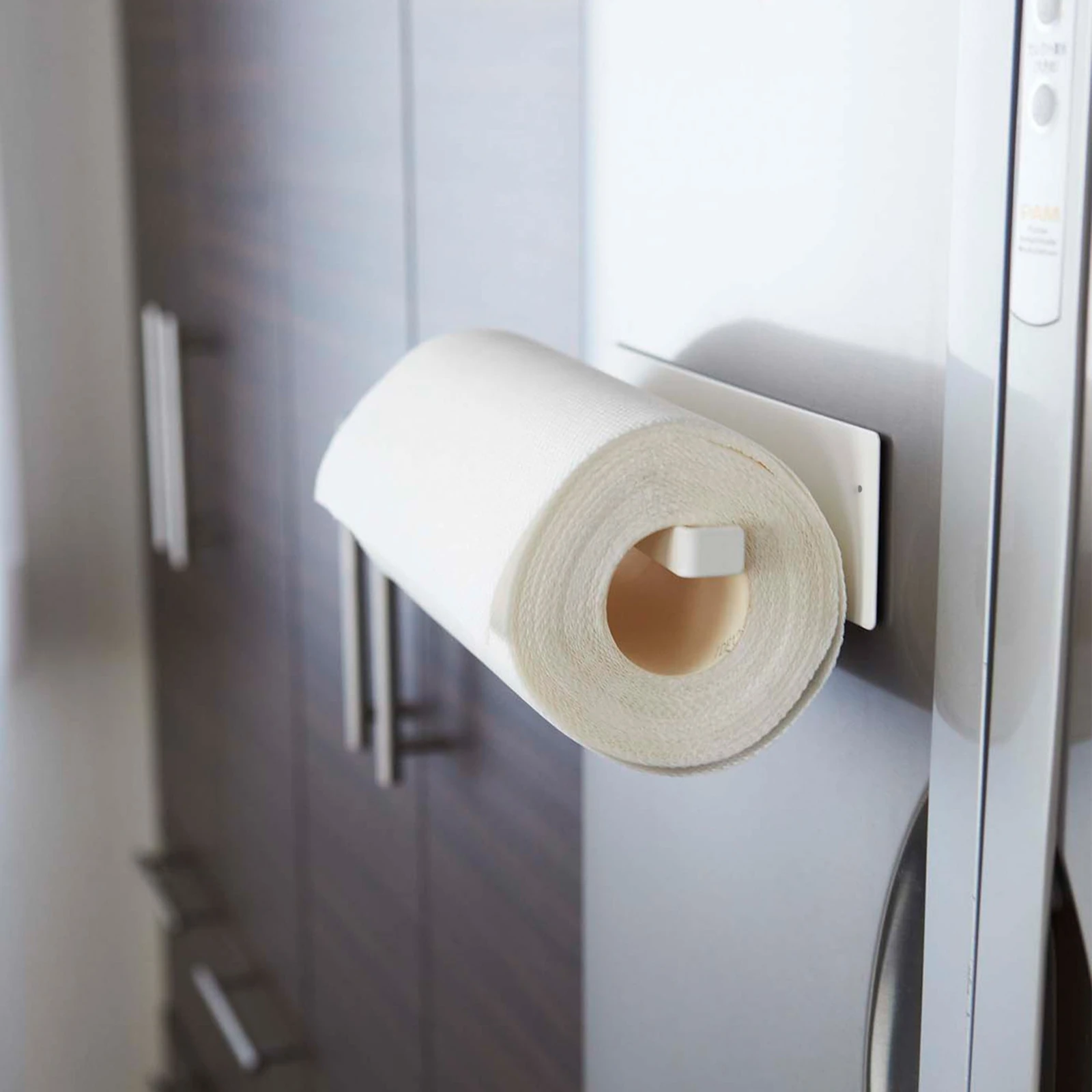 Yamazaki Home Plate Magnetic Paper Towel Holder — White (3416)